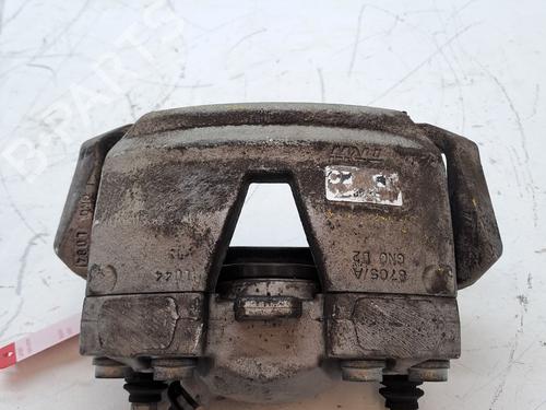 Used Right front brake caliper AUDI Q5 (8RB) 2.0 TDI quattro (170 hp) 25998662