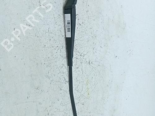 Used Front windshield wiper arm VW GOLF V (1K1) 1.4 TSI (170 hp) 29228895