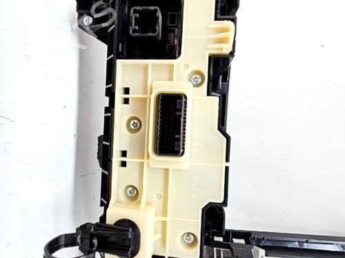 Switch LEXUS CT (ZWA10_) 200h (ZWA10_, ZWA10R) | BP30337241I30