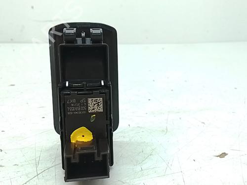 Used Left front window switch Left front window switch 36666183 36666183