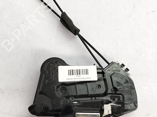 front-right-lock-toyota-rav-4-v-_a5_-_h5_-2018-36407667 main image