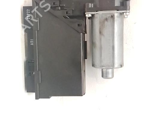 Left front window motor AUDI A4 B7 (8EC) 2.0 TDI | BP35771780E21 - Image 5