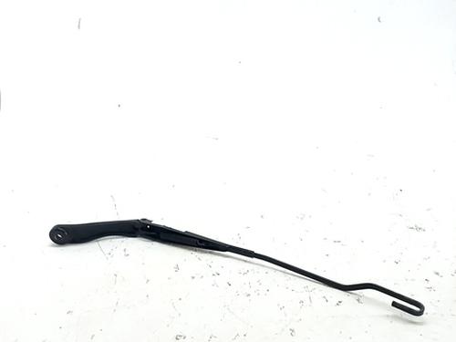 Used Front windshield wiper arm CHRYSLER SEBRING (JR) 2.0 (141 hp) 29557465