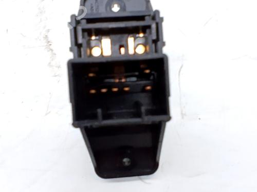 Right rear window switch KIA STONIC (YB) 1.6 CRDi | BP36665925I28 - Image 2