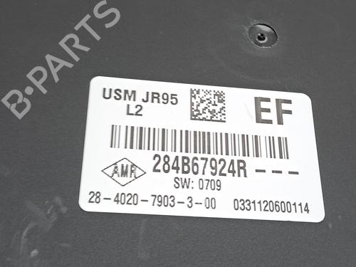 Fuse box RENAULT MEGANE II Saloon (LM0/1_) 1.5 dCi (LM0F, LM0T, LM2B) | BP28037717E1 