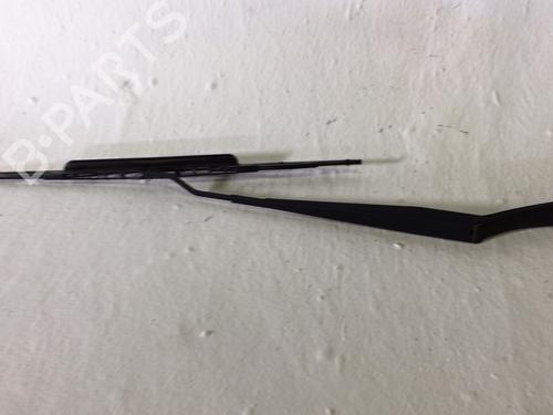 Used Front windshield wiper arm Front windshield wiper arm 38990964 38990964
