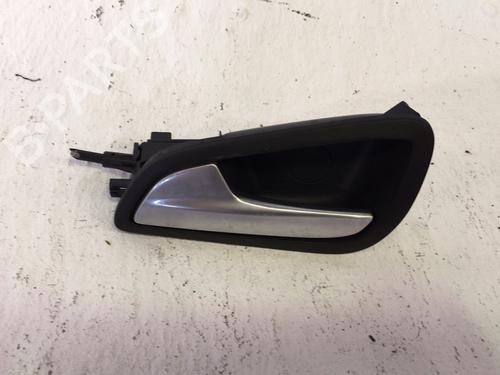 Used Front left interior door handle Front left interior door handle 38990529 38990529