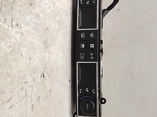 climate-control-citroen-c5-iii-rd_-2008-2009-2010-2011-2012-2013-2014-2015-2016-2017-36257989 main image