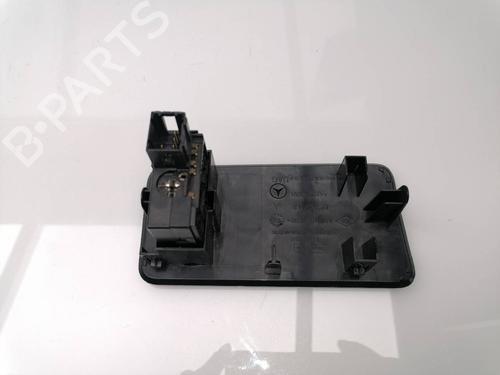 Used Headlight switch MERCEDES-BENZ CITAN MPV (W415) 108 CDI (415.703) (75 hp) 23379173