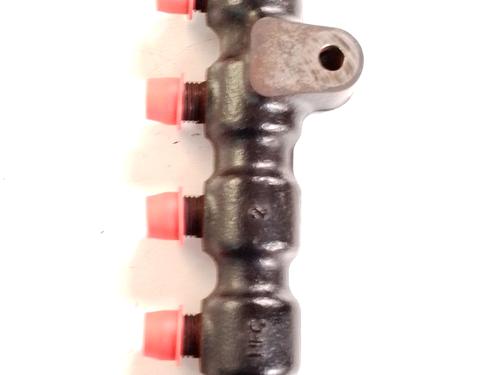 Used Injection rail Injection rail PEUGEOT 308 I (4A_, 4C_) 1.6 HDi (109 hp) 33762837 33762837