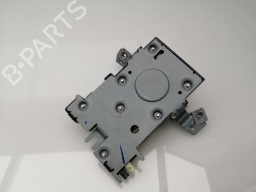 Used Antenna/Base AUDI A3 (8P1) 1.6 TDI (105 hp) 23650975