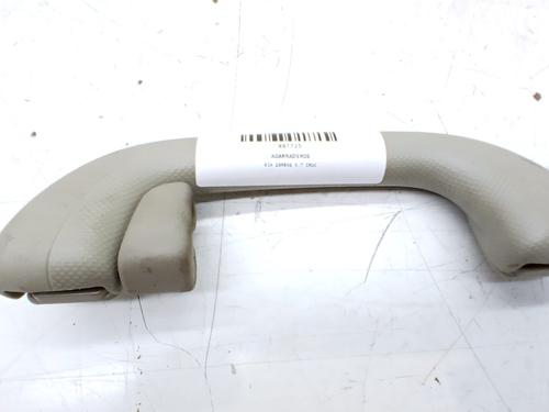 interior-roof-handle-kia-carens-iv-2013-36665718 main image