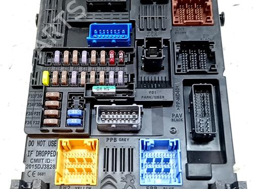 Used Fuse box Fuse box CITROËN C5 AIRCROSS (A_) 1.2 Hybrid 136 (ARHPYJ) (136 hp) 34054637 34054637