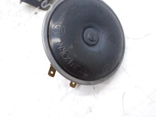 horn-nissan-qashqai-ii-j11-j11_-2013-37272870 main image