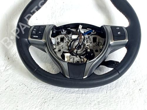 Volant TOYOTA YARIS (_P13_) 1.5 Hybrid (NHP130_, NHP130) (101 hp) 30898378