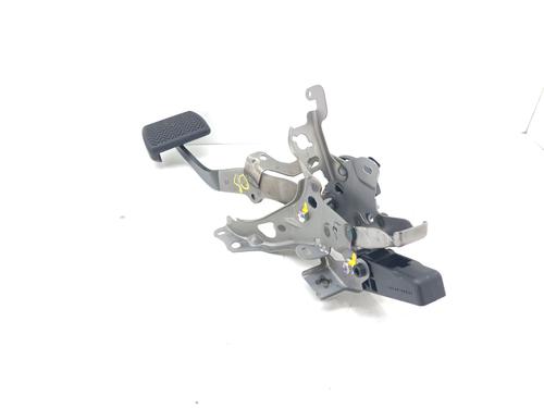 Used Break pedal TOYOTA YARIS (_P21_, _PA1_, _PH1_) 1.5 Hybrid (MXPH10, MXPH11) (116 hp) 29024350