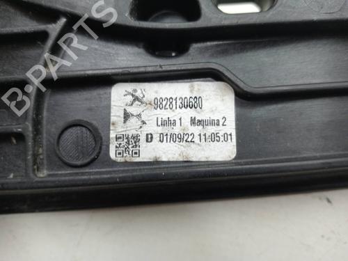 Front right window mechanism PEUGEOT 2008 II (UD_, US_, UY_, UJ_, UR_, UC_) 1.5 BlueHDI 110 (UDYHSK) | BP23349646C23 
