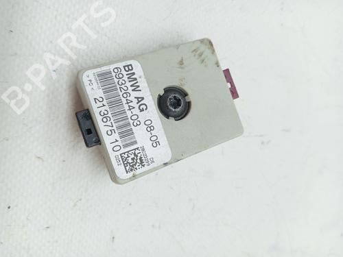 Used Electronic module BMW 3 (E90) 320 i (150 hp) 23353843