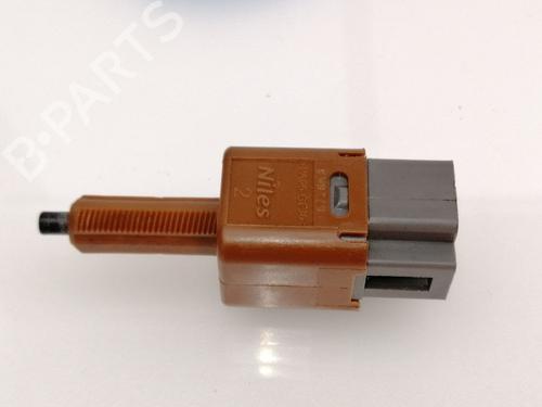 Spak kontakt RENAULT KADJAR (HA_, HL_) 1.5 dCi 110 (HLA3) (110 hp) 23419680