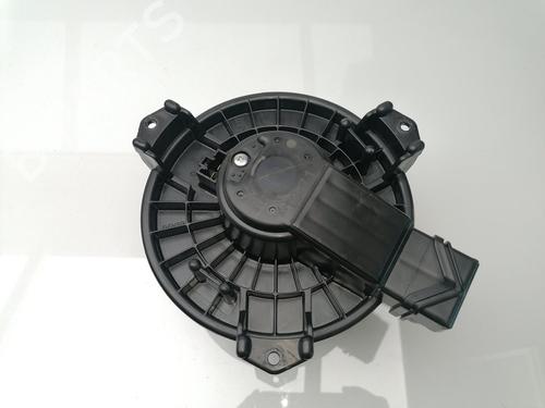 Heater blower motor TOYOTA YARIS (_P13_) 1.0 (KSP130_, KSP130) | BP23937745M62 
