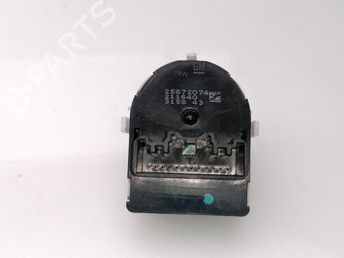 Used Mirror switch CHEVROLET TRAX 1.7 TD (131 hp) 23936671