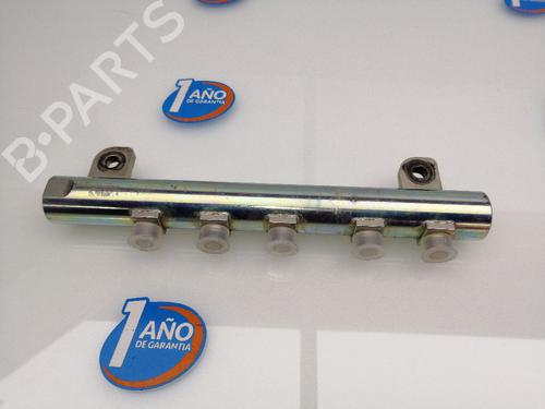 Used Injection rail CITROËN 2 CV 4 (16 hp) 31061704