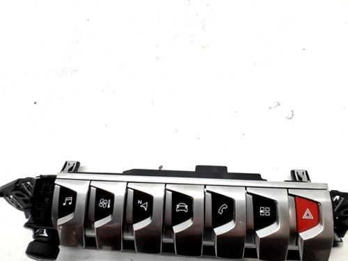 Used Switch PEUGEOT 3008 II SUV (MC_, MR_, MJ_, M4_) 1.5 BlueHDi 130 (131 hp) 30270570