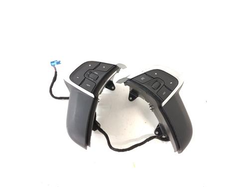 Commandes au volant CITROËN C4 II (NC_) 1.6 BlueHDi 100 (99 hp) 28179465