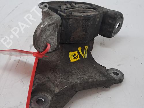 Used Support VW TRANSPORTER T5 Van (7HA, 7HH, 7EA, 7EH) 2.5 TDI (130 hp) 23374771