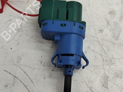 Used Switch Switch LAND ROVER RANGE ROVER EVOQUE (L538) 2.0 D 4x4 (150 hp) 39555977 39555977