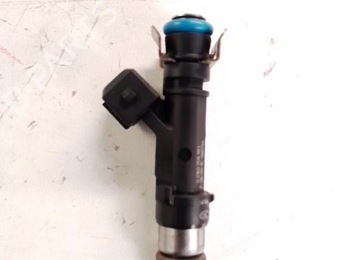 Used Injector OPEL ADAM (M13) 1.4 (87 hp) 31580406