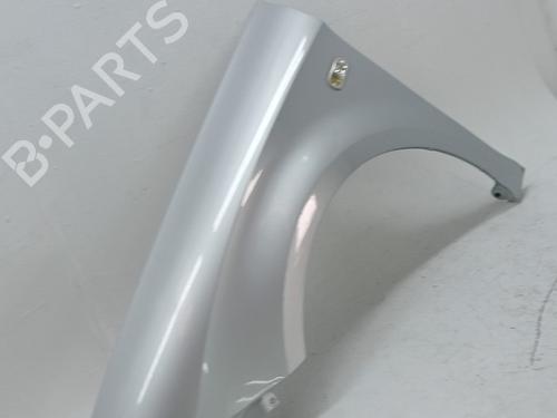 Guarda-lamas esquerdo Guarda-lamas esquerdo SEAT LEON (1P1) 1.9 TDI (105 hp) 39557470 39557470