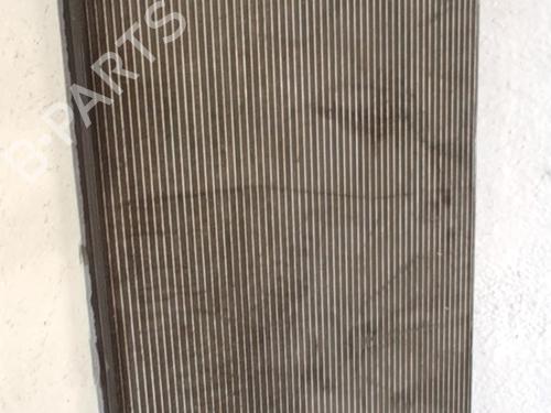 Radiador de água Radiador de água AUDI A3 (8P1) 2.0 TDI (163 hp) 36317659 36317659