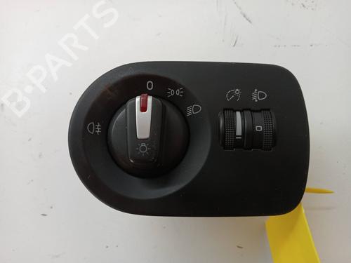 Used Headlight switch SEAT LEON (1P1) 1.6 TDI (90 hp) 23339086