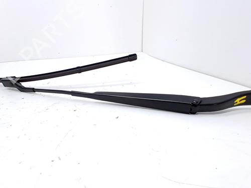 Used Front windshield wiper arm Front windshield wiper arm RENAULT KANGOO III Box Body/MPV 1.5 Blue dCi 95 (FJAB) (95 hp) 36002237 36002237