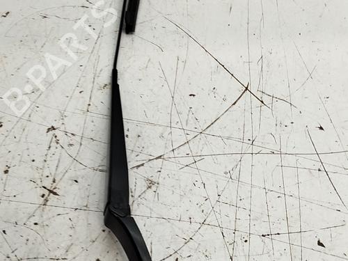 Used Front windshield wiper arm Front windshield wiper arm 38460076 38460076