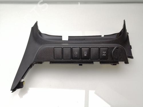 Used Switch TOYOTA HILUX VIII Pickup (_N1_) 2.4 D 4WD (GUN125_, GUN125R) (150 hp) 26315802
