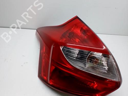 Used Left taillight FORD FOCUS III 1.0 EcoBoost (125 hp) 31035706