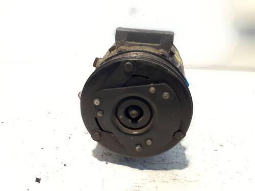 Compresseur AC OPEL VECTRA B (J96) 1.8 i 16V (F19) (125 hp) 25131161