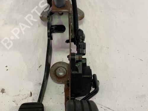 Used Clutch pedal Clutch pedal 37272909 37272909