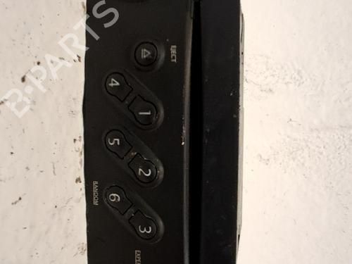 radio-renault-megane-ii-bm01_-cm01_-2001-2002-2003-2004-2005-2006-2007-2008-2009-2010-2011-2012-32258142 main image