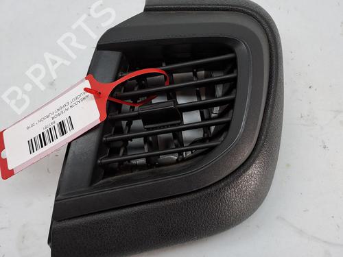 Used Air vent PEUGEOT EXPERT Van (V_) 2.0 BlueHDi 120 (122 hp) 27700227