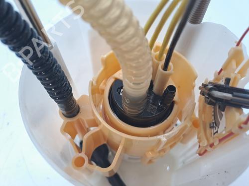 Fuel pump NISSAN NAVARA NP300 Platform/Chassis (D23) 2.3 dCi 4x4 | BP23280465M76 