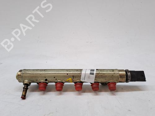 Used Injection rail RENAULT MASTER II Van (FD) 2.5 dCi 120 (FD0M, FD0U, FD0W, FD2M, FD2W, FD3M, FD3U,... (115 hp) 25834183