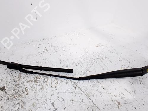 Used Front windshield wiper arm Front windshield wiper arm LYNK & CO 01 PHEV (261 hp) 39740310 39740310
