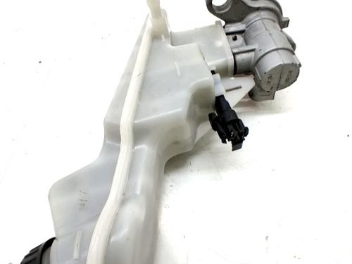 Used Brake master cylinder OPEL MOKKA / MOKKA X (J13) 1.6 CDTI (_76) (136 hp) 30920655