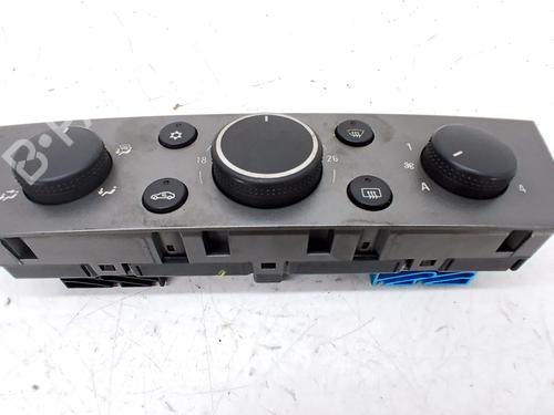 Commande Chauffage Commande Chauffage OPEL VECTRA C Estate (Z02) 1.9 CDTI (F35) (120 hp) 34341920 34341920