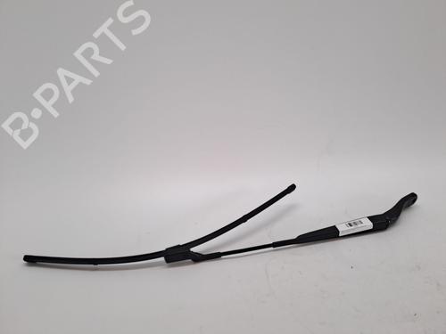 Used Front windshield wiper arm OPEL CORSA F (P2JO) 1.2 (68) (101 hp) 23374060