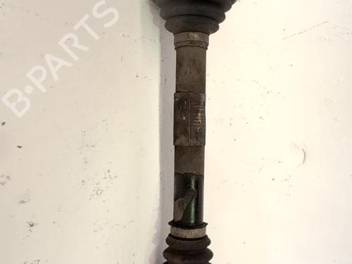 Used Left front driveshaft Left front driveshaft PEUGEOT 5008 (0U_, 0E_) 1.6 HDi (112 hp) 33815606 33815606
