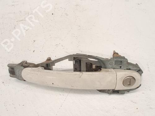 Used Front left exterior door handle Front left exterior door handle SEAT TOLEDO III (5P2) 2.0 TDI (140 hp) 36407302 36407302
